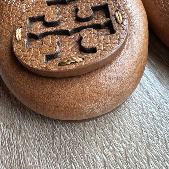 Tory Burch Travel Leather Flats with Leather Logo Ballet Flats - Picture 5 of 7